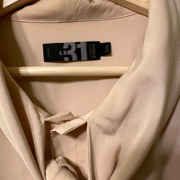 Elegant dress shirt with bow - Picture 4 of 4